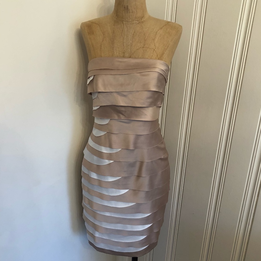 ❌SOLD❌ Minuet strapless champagne tiered cocktail dress